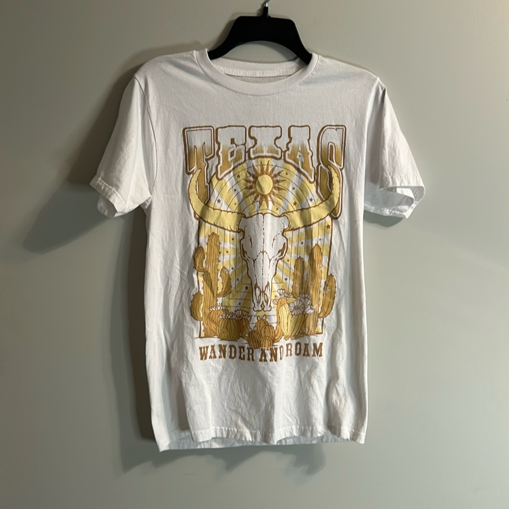 Medium women’s t-shirt